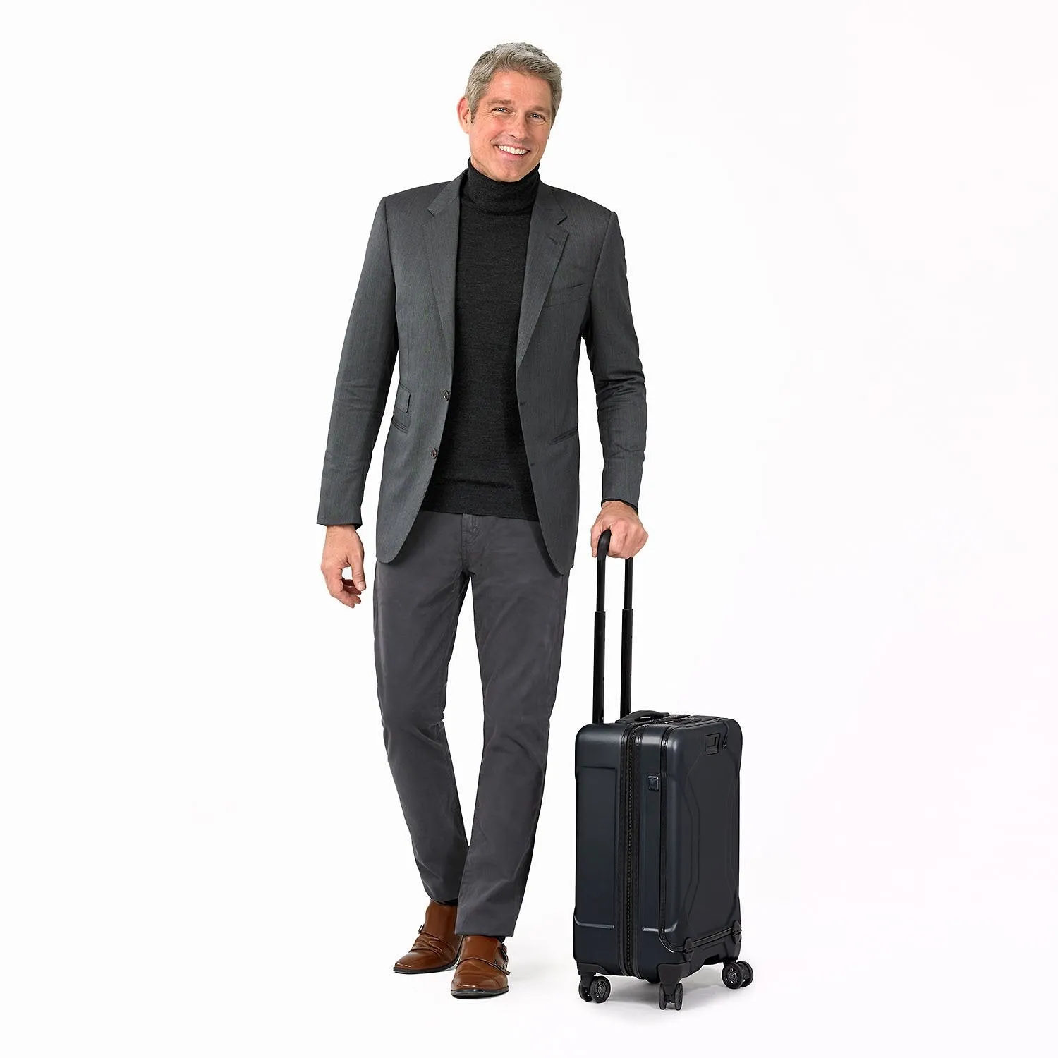 Briggs & Riley Torq QU221SP-74 International Carry-on Spinner Stealth