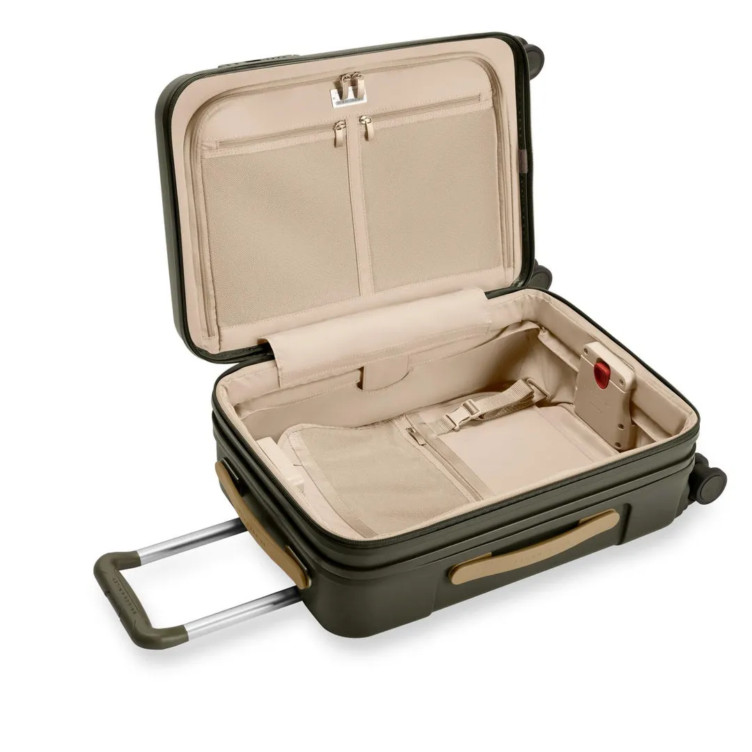 Essential 22" Carry-On Expandable Spinner