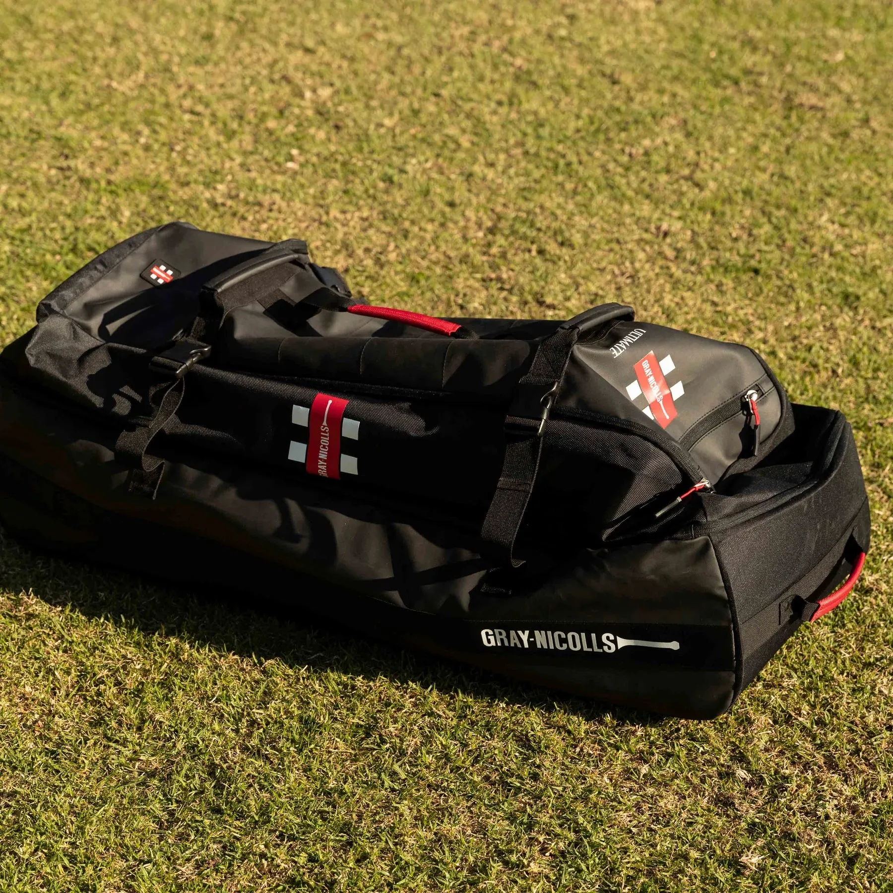 Gray Nicolls UltimateWheelie Bag