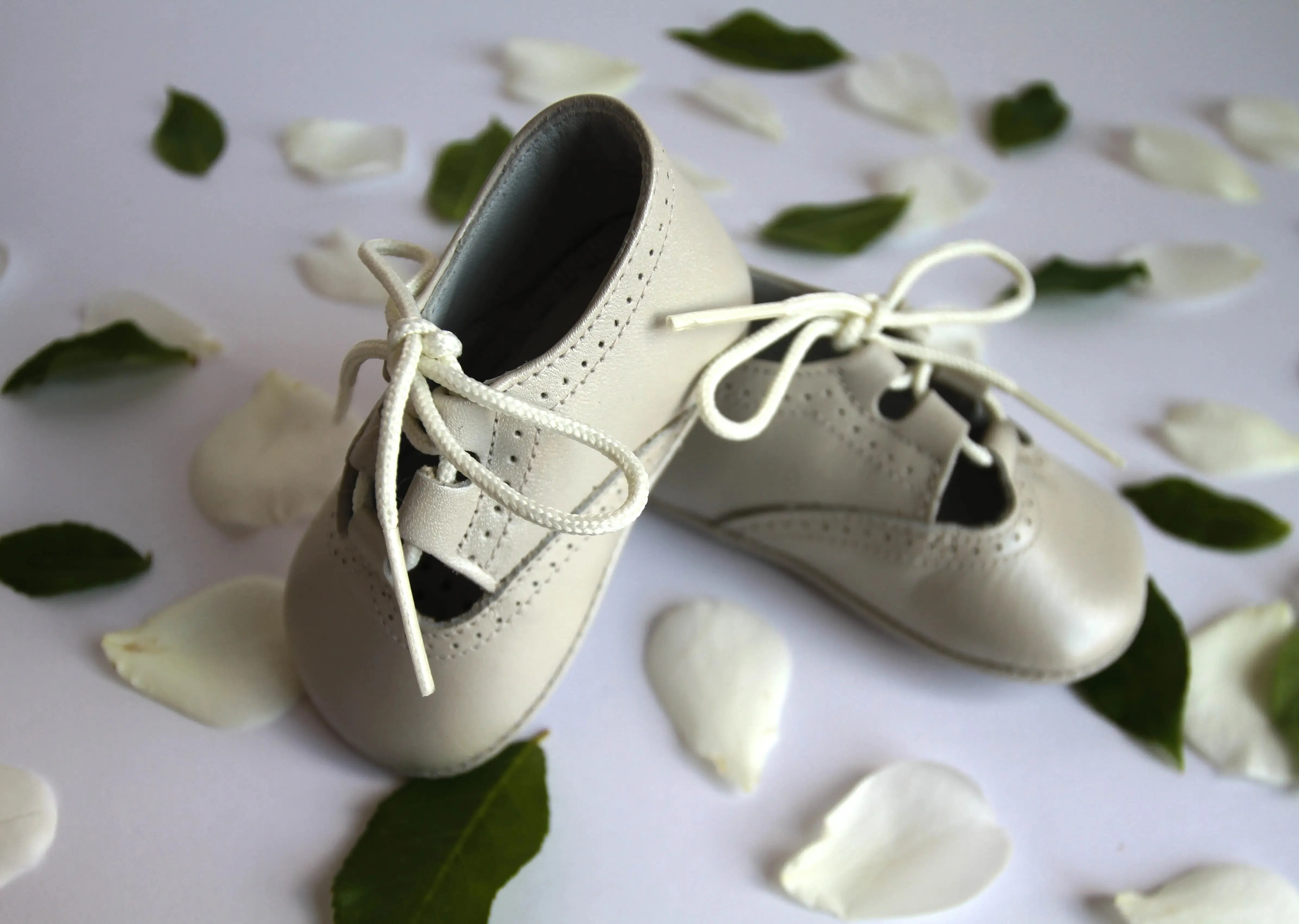 Lucia- Ivory Pearlized Leather Baby Shoes